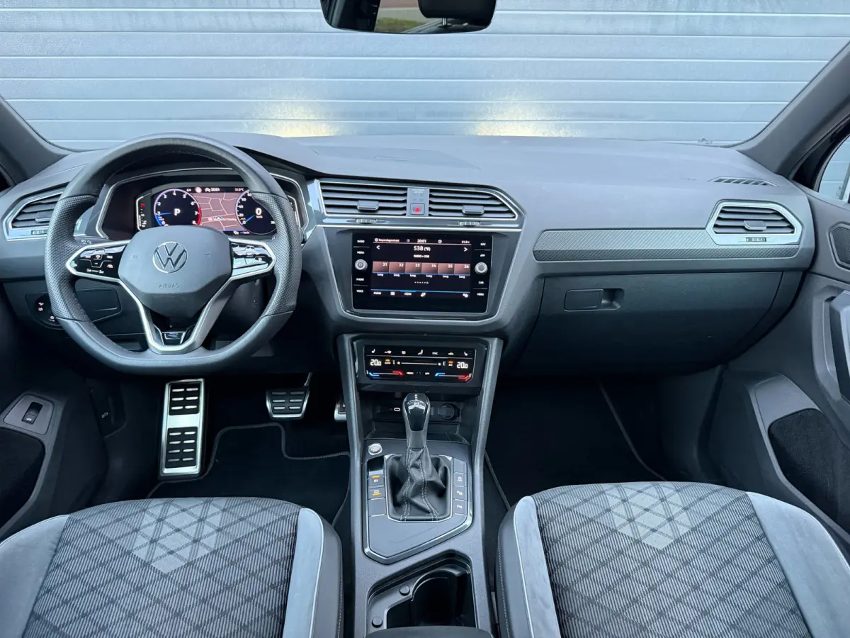 1.5 TSI R-Line Business+|TREKHAAK|NAP|CAMERA|20''|