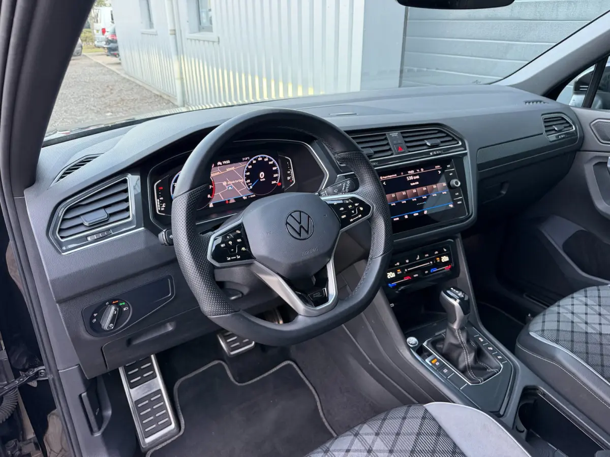 1.5 TSI R-Line Business+|TREKHAAK|NAP|CAMERA|20''|