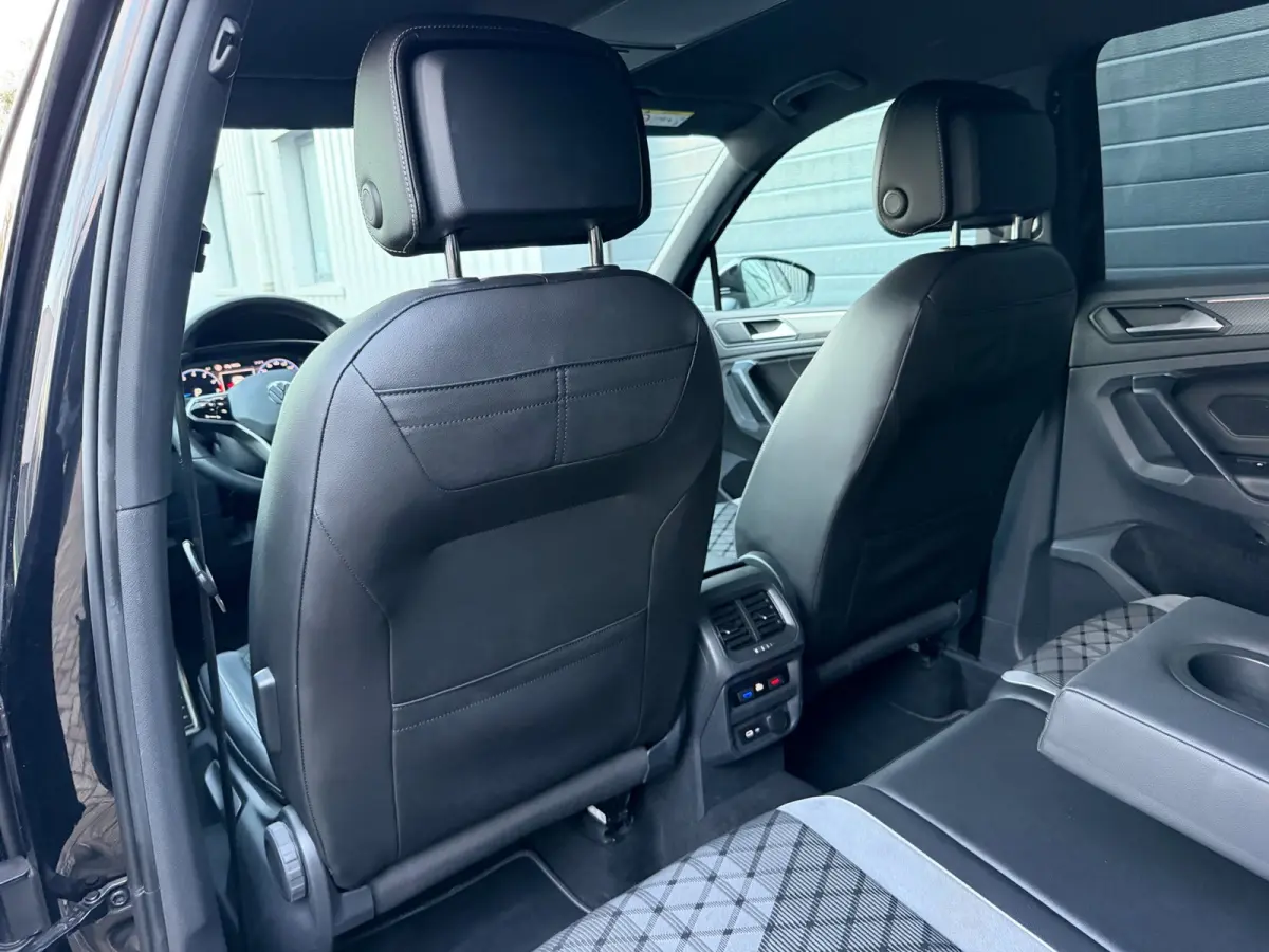 1.5 TSI R-Line Business+|TREKHAAK|NAP|CAMERA|20''|