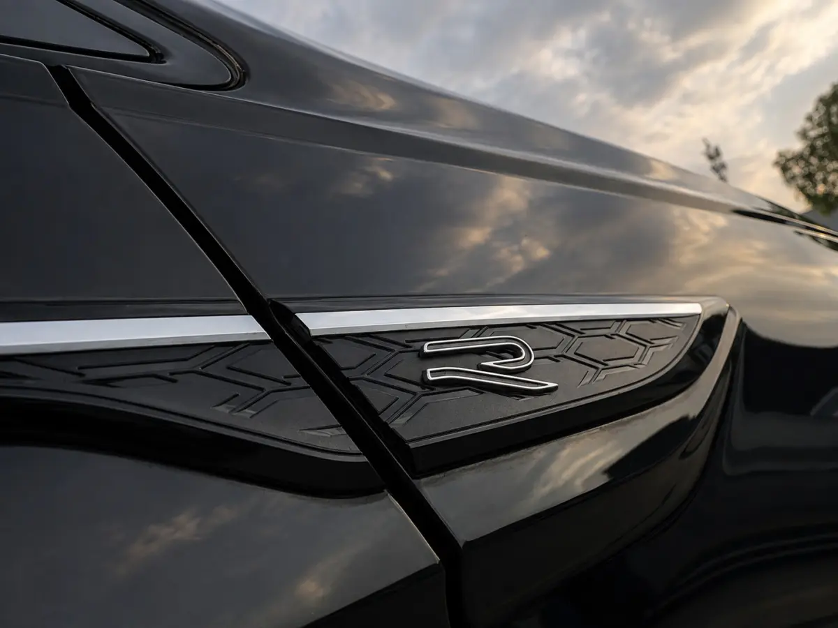 1.0 TSI 3x R-Line|Pano|IQ|Camera|Virtual|