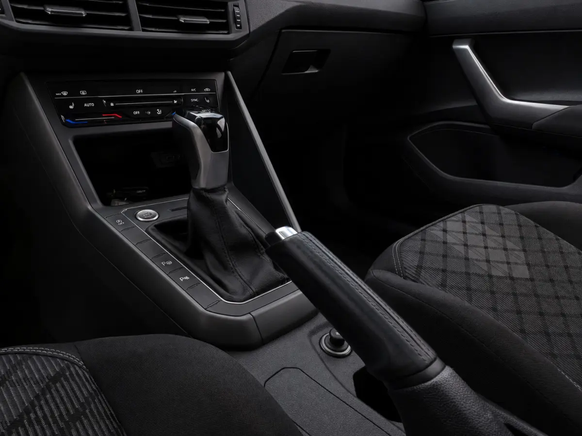 1.0 TSI 3x R-Line|Pano|IQ|Camera|Virtual|