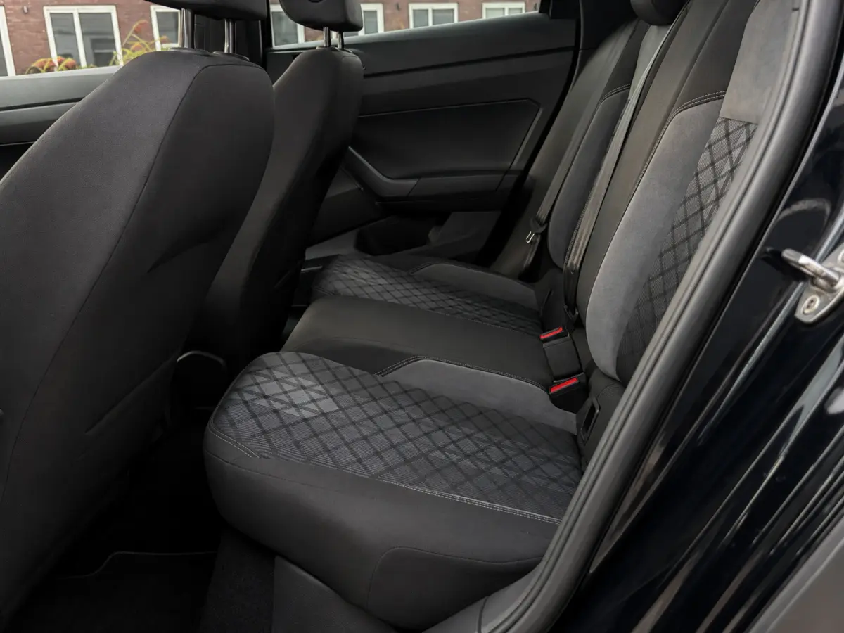1.0 TSI 3x R-Line|Pano|IQ|Camera|Virtual|