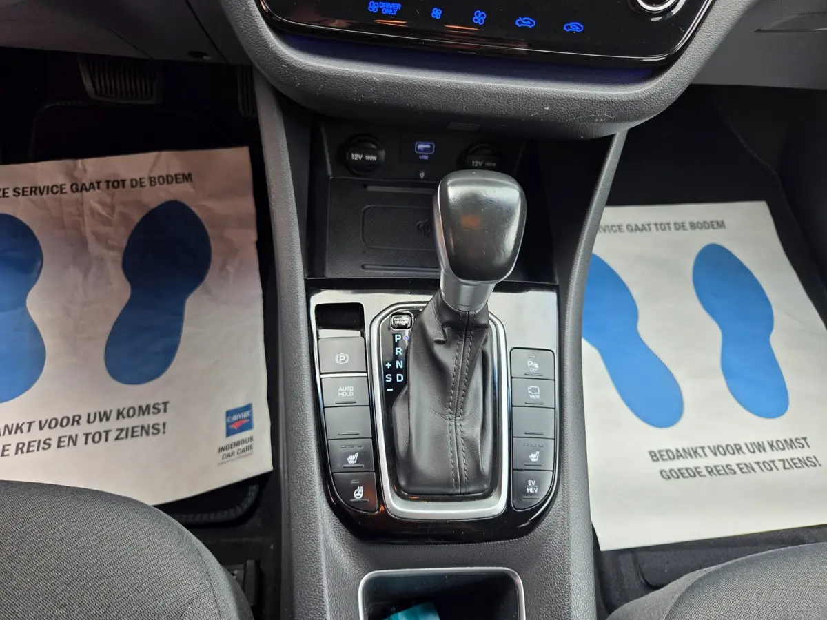 1.6 GDi PHEV Comfort Parkeersensoren achter/ Stoel en stuurverwarming/ Navigatie/ Camera/ Rijklaarprijs!
