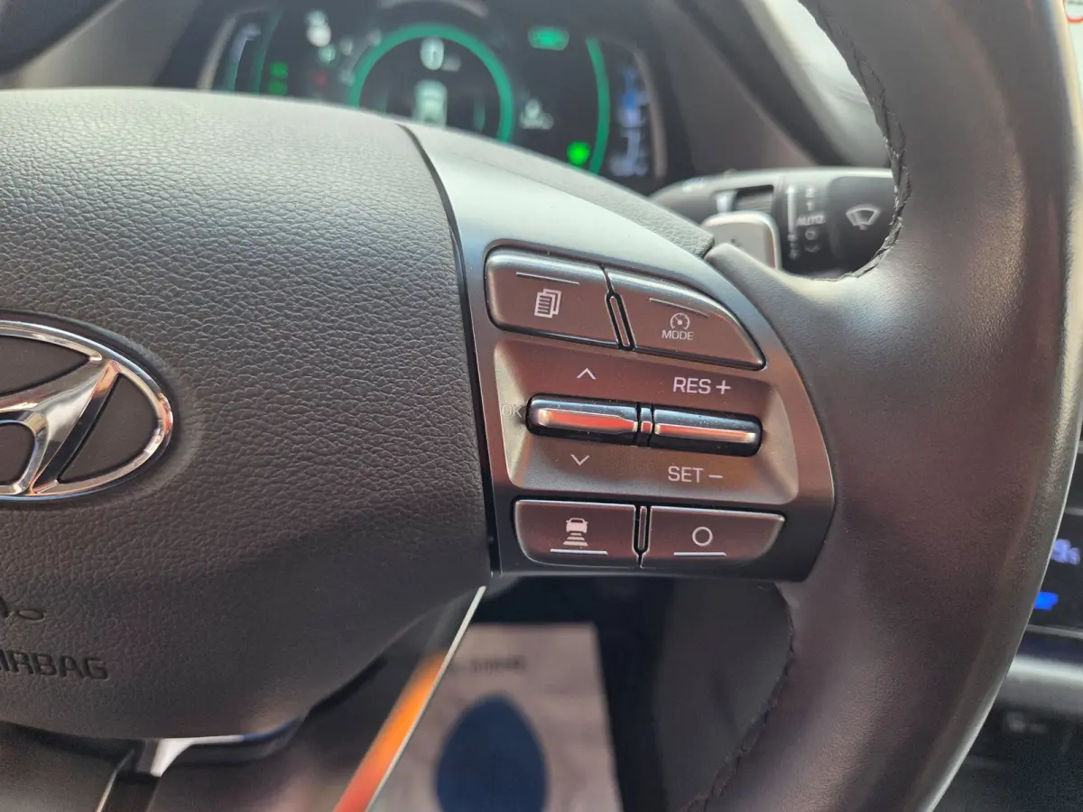 1.6 GDi PHEV Comfort Parkeersensoren achter/ Stoel en stuurverwarming/ Navigatie/ Camera/ Rijklaarprijs!