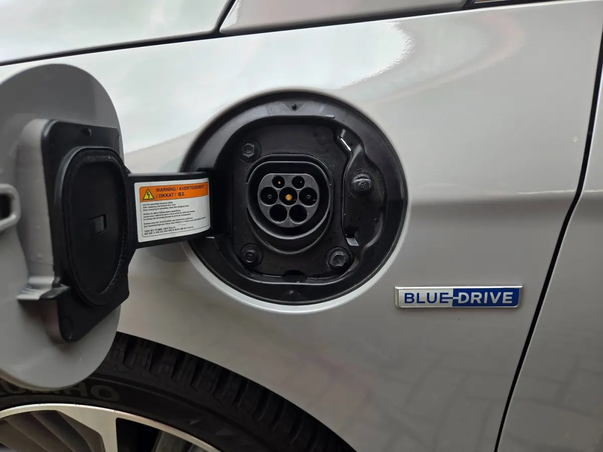 1.6 GDi PHEV Comfort Parkeersensoren achter/ Stoel en stuurverwarming/ Navigatie/ Camera/ Rijklaarprijs!