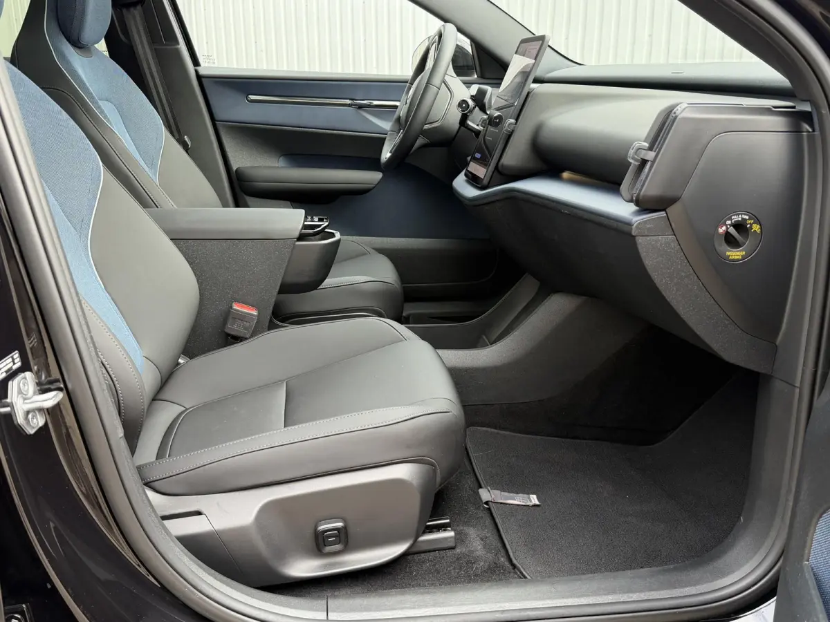 Twin Motor Performance Ultra 69 kWh | Adapt.Cruise/El. best.stoel + geheugen/Harman&Kardon