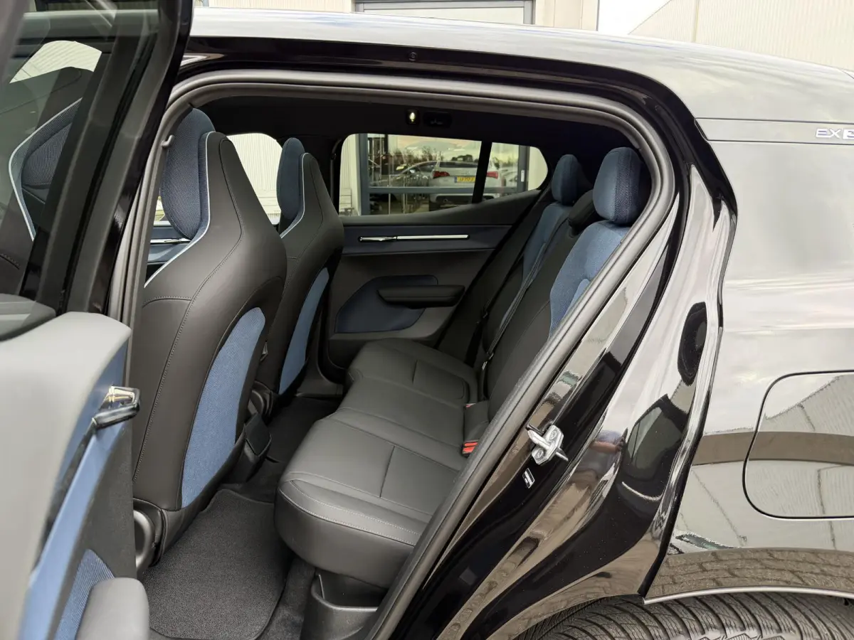 Twin Motor Performance Ultra 69 kWh | Adapt.Cruise/El. best.stoel + geheugen/Harman&Kardon