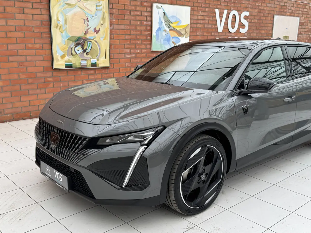 HYbrid 225 EAT8 GT | Schuifdak | Keyless | Memory seats | Dodehoekdetectie | Camera voor + achter | Adaptive Cruise Control |
