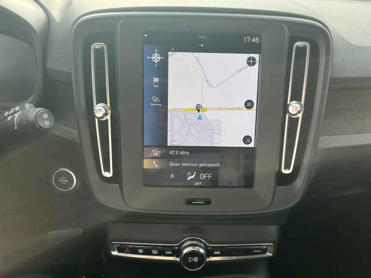 T2 Momentum | Parkeercamera | Climate Control | Apple Carplay |
