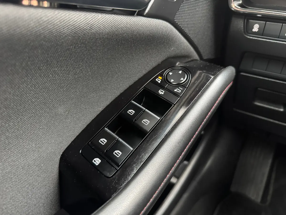 2.0 e-SkyActiv-G M Hybrid 150 Automaat Sportive,Navigatie,Carplay/Andriod,Camera,Stoelverwarming