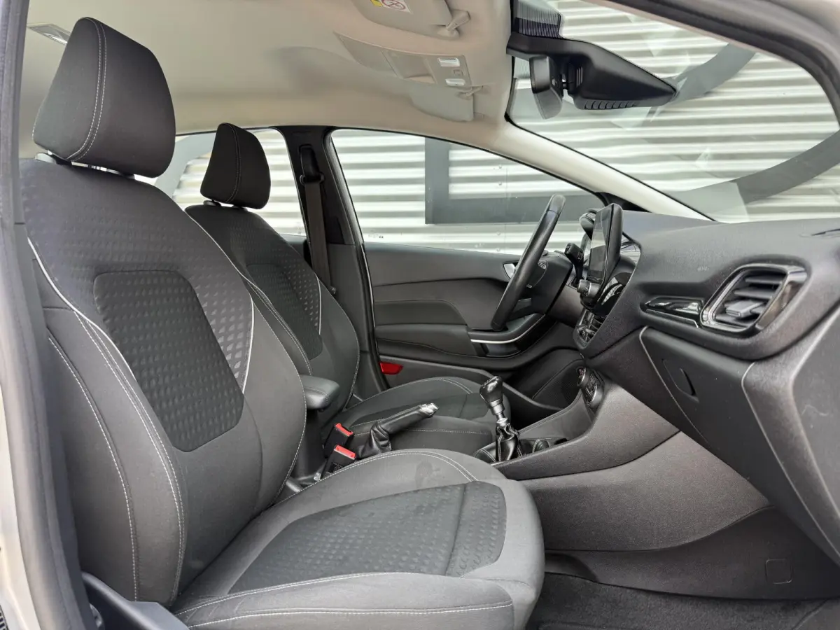 1.0 EcoBoost Titanium 2e Eigenaar|Camera|Navigatie|Clima|Trekhaak|PDC V+A|B&O Sound System|N.A.P|APK tot 07-2027