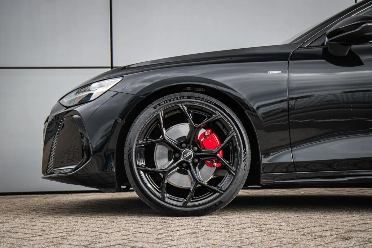 2.0 e-hybrid 367pk quattro S edition Competition | Luchtvering | Trekhaak | 21" Velgen | S6 Uitlaat