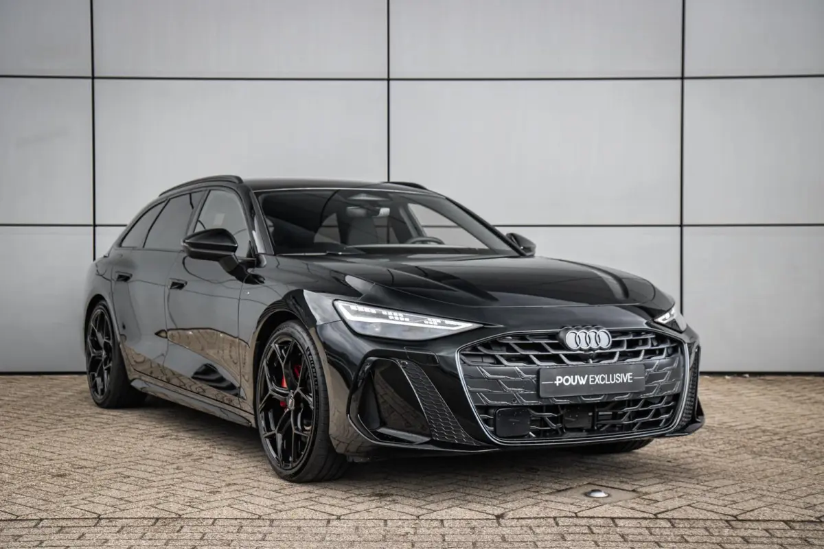 2.0 e-hybrid 367pk quattro S edition Competition | Luchtvering | Trekhaak | 21" Velgen | S6 Uitlaat