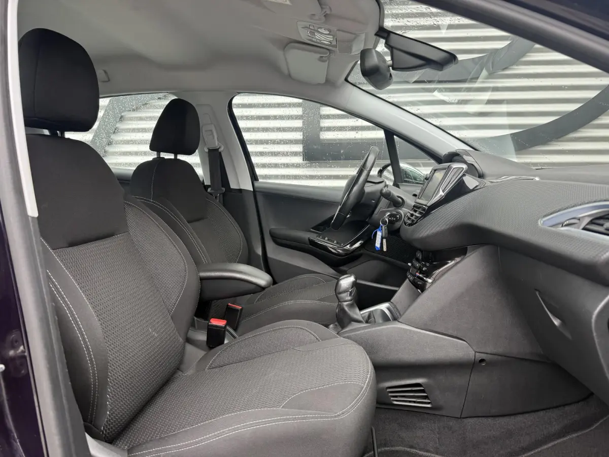 1.2 PureTech Blue Lease Executive 2e Eigenaar|Carplay|Cruise|Navi|Clima|PDC|Elek ramen|Lm velgen|N.A.P|Nieuwe APK bij aflevering