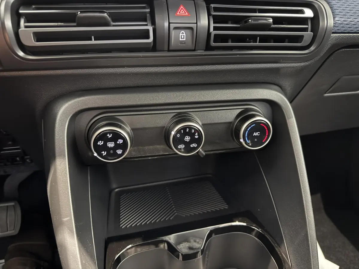 1.2 Hybrid 110pk Collection l Apple carplay & android auto l DEMO l Bel voor actuele KM-Stand!!!!
