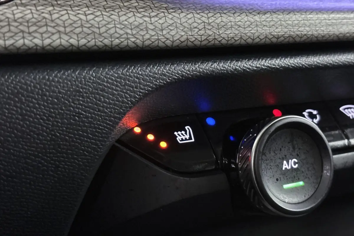 1.6 Plug-in Hybrid 180 Plus Stoel-Stuurverwarming Leder Keyless