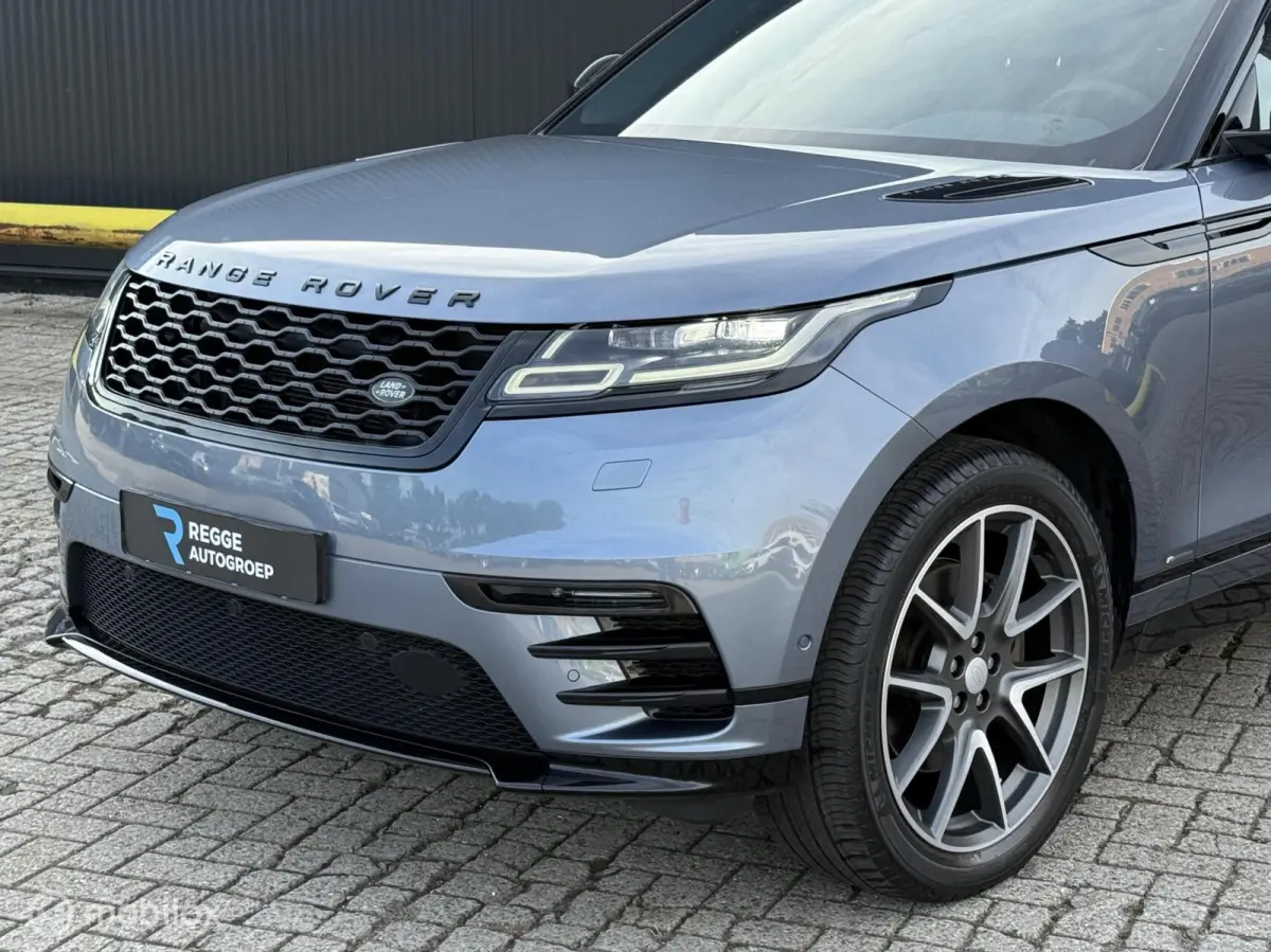 3.0 V6 AWD R-Dynamic HSE