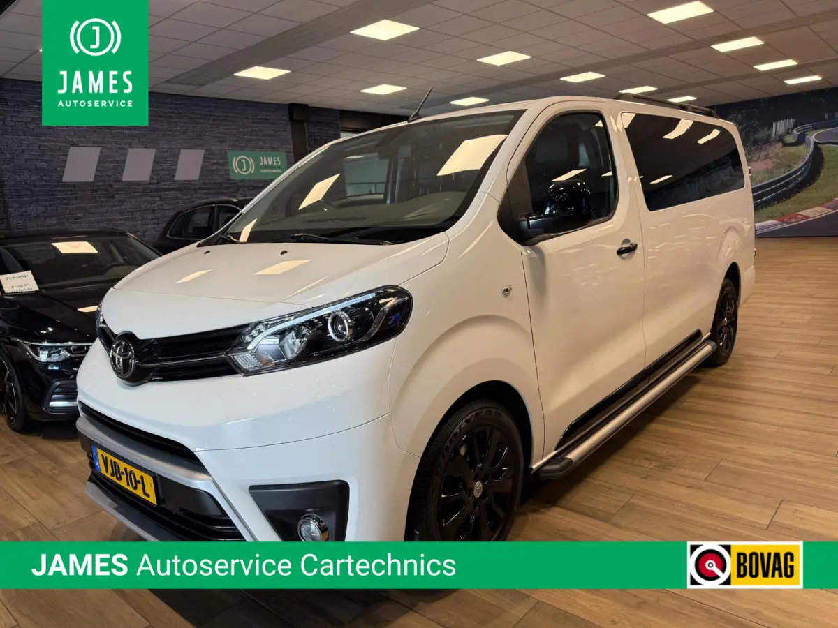 2.0 D-4D Black Line |EURO 6|CARPLAY|CLIMA|TREKHAAK|A.CAMERA|PDC|CRUISE|2.500KG TREKGEWICHT|