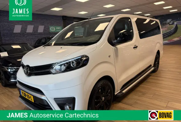 2.0 D-4D Black Line |EURO 6|CARPLAY|CLIMA|TREKHAAK|A.CAMERA|PDC|CRUISE|2.500KG TREKGEWICHT|