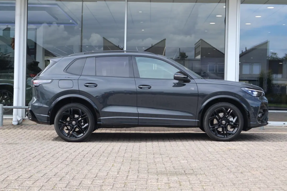 1.5 eHybrid 204pk R-Line Edition | Panoramadak | Trekhaak