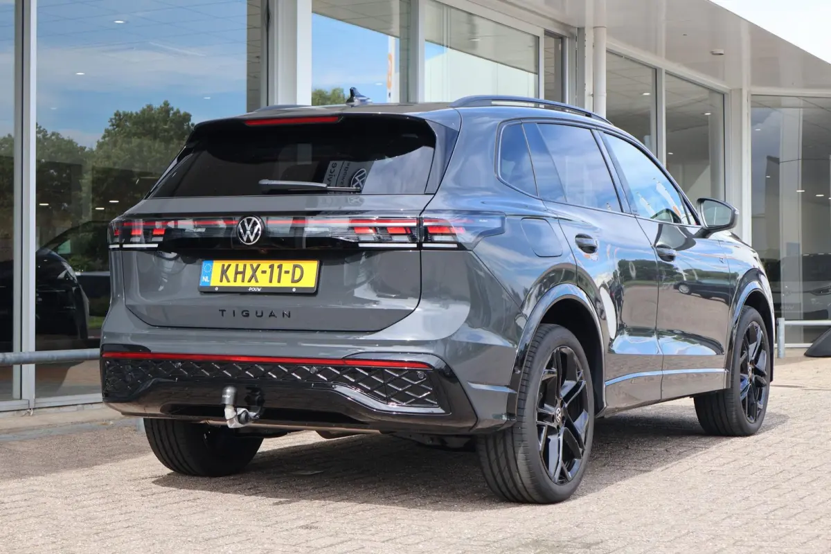 1.5 eHybrid 204pk R-Line Edition | Panoramadak | Trekhaak