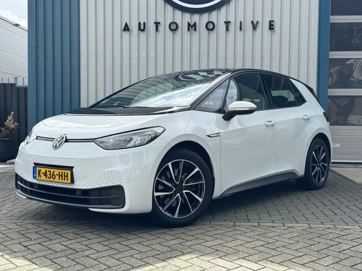 Life 58 kWh Carplay  /stl en stuur verw / Adaptive Cruise / NL auto!