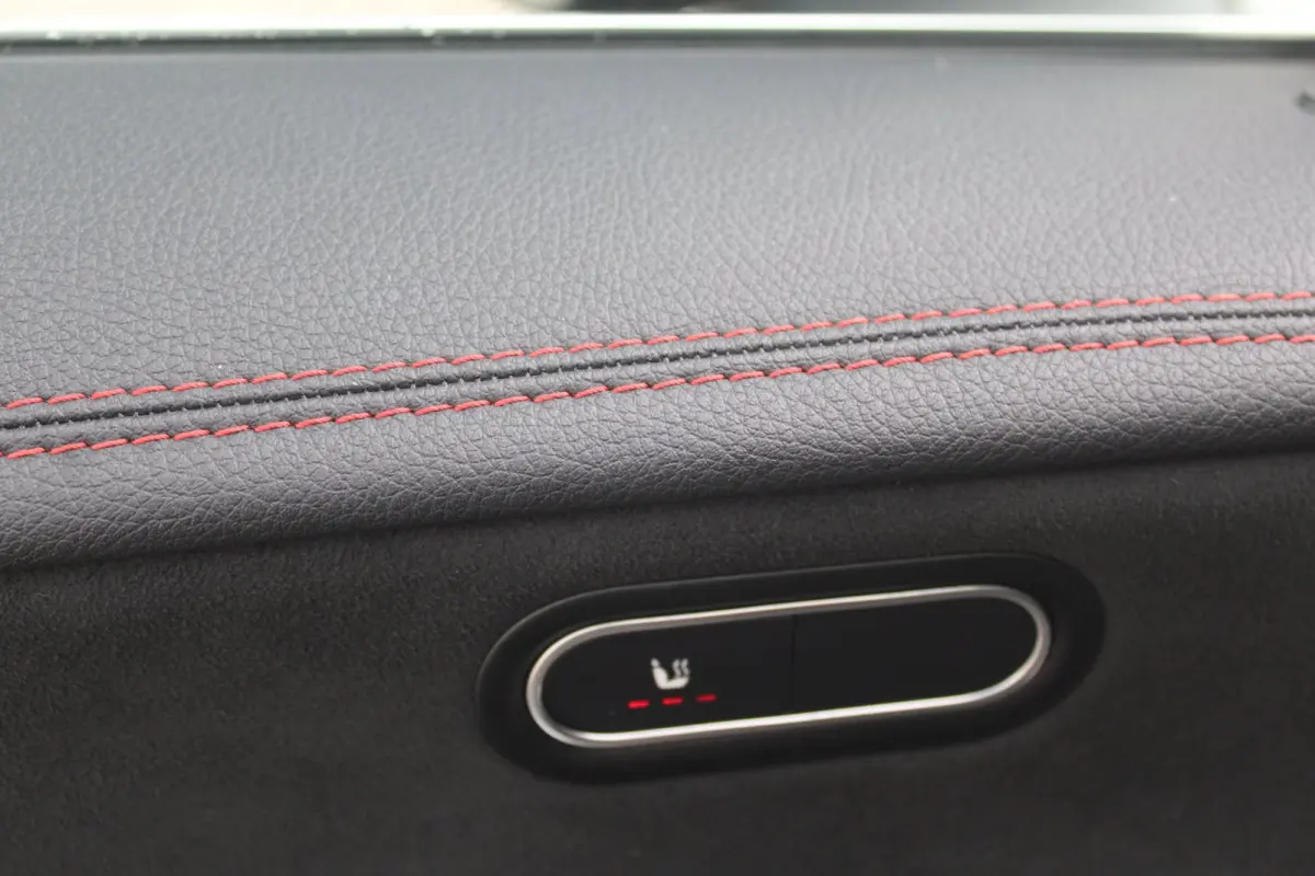 200 AMG Line | Sfeer | Stoelverwarming | Blind spot