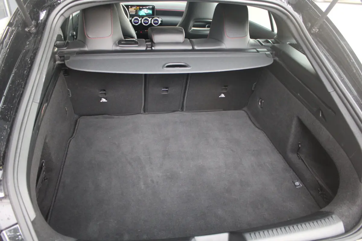 200 AMG Line | Sfeer | Stoelverwarming | Blind spot