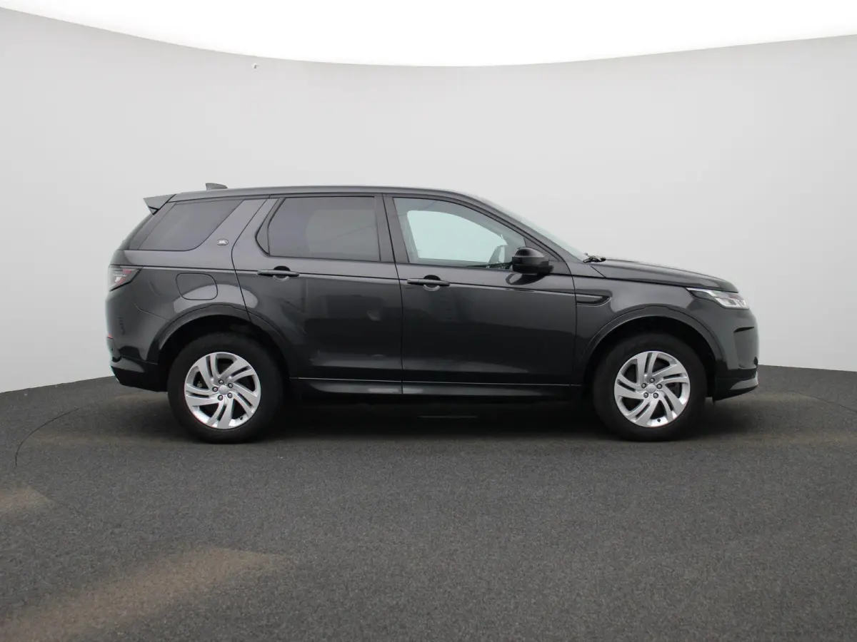P300e PHEV AWD Auto R-Dynamic S | NAVIGATIE | LEDER | CAMERA | LED
