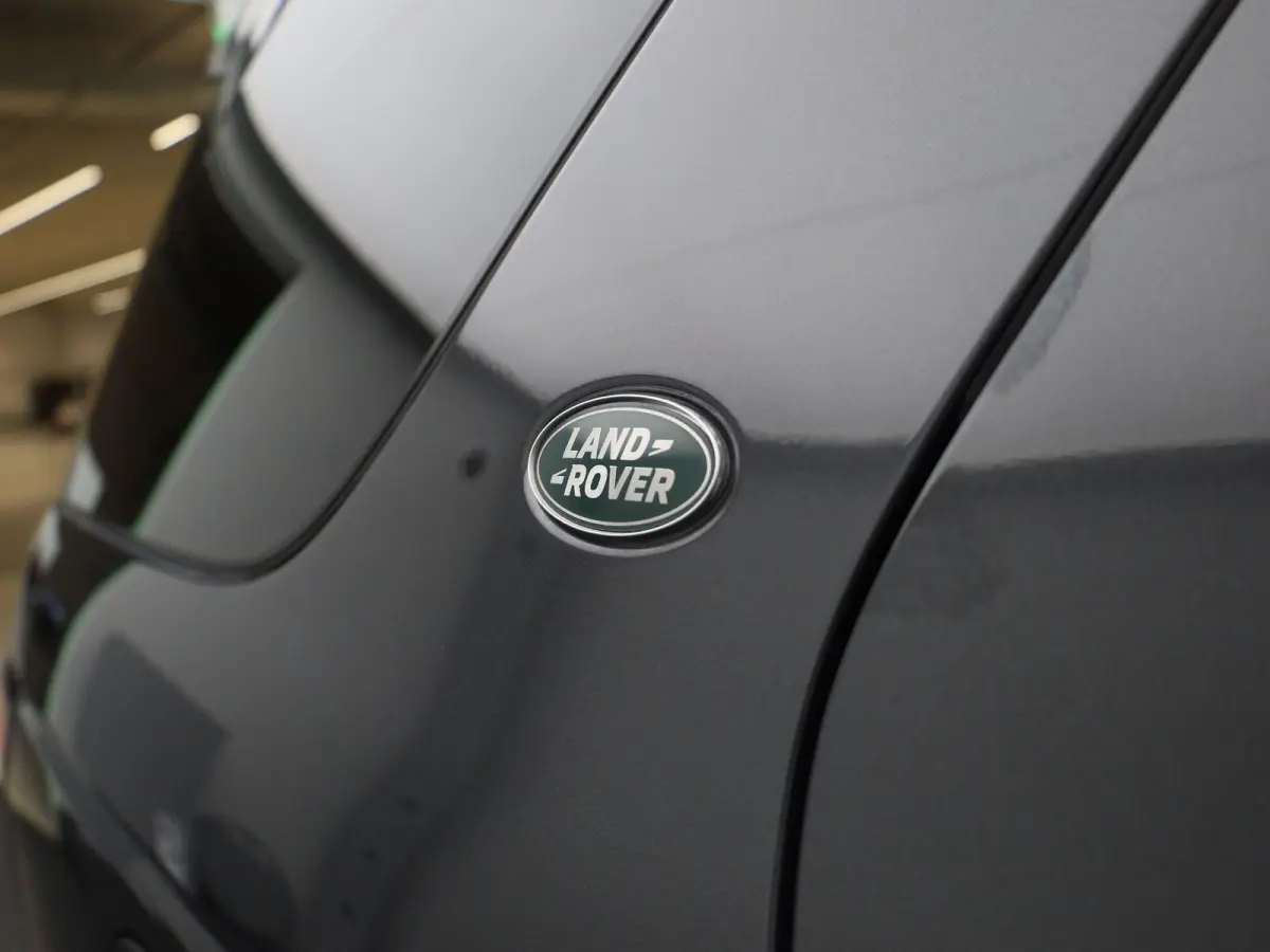P300e PHEV AWD Auto R-Dynamic S | NAVIGATIE | LEDER | CAMERA | LED
