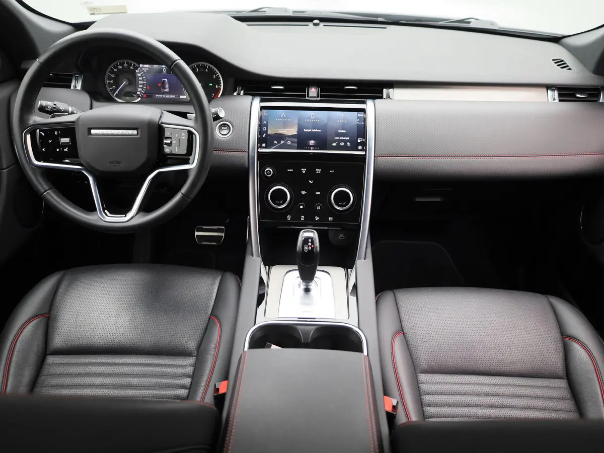 P300e PHEV AWD Auto R-Dynamic S | NAVIGATIE | LEDER | CAMERA | LED