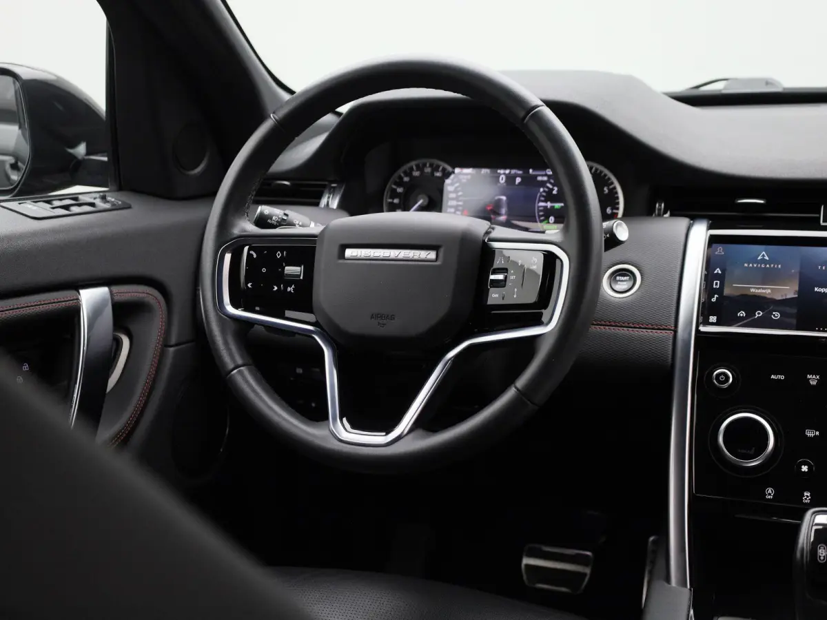 P300e PHEV AWD Auto R-Dynamic S | NAVIGATIE | LEDER | CAMERA | LED