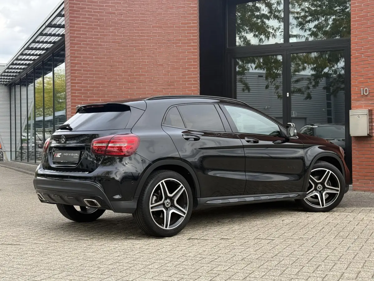 180 AMG Limited Orig NL Auto NAP