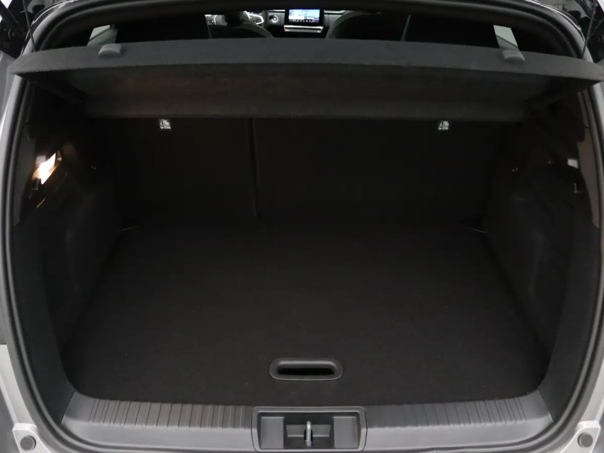 160pk HEV AT Instyle Apple Carplay/Android Auto | Climate