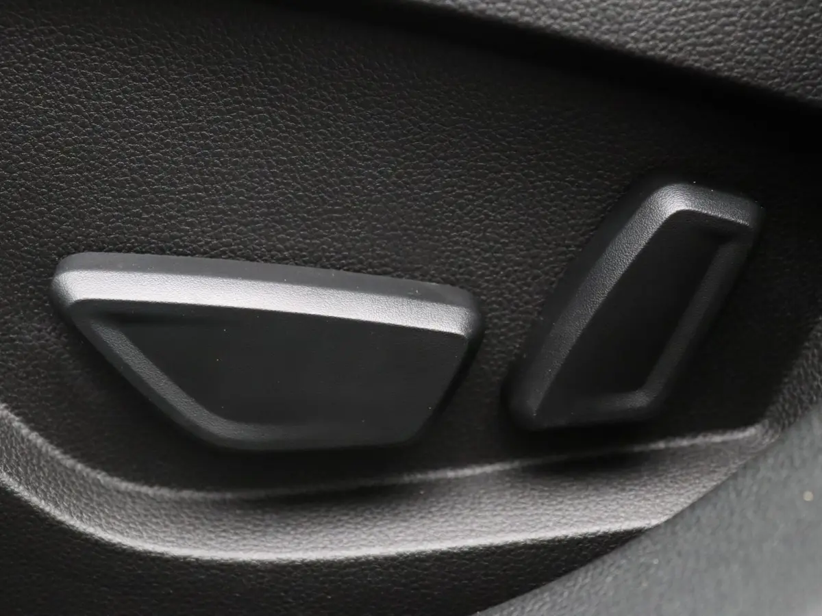 160pk HEV AT Instyle Apple Carplay/Android Auto | Climate