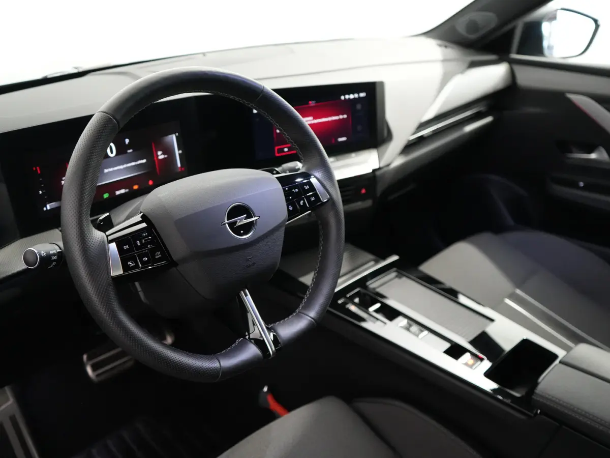 1.2 Turbo GS TREKHAAK | 4 SEASON | | Apple Carplay/Android Auto|telefoonintegratie premium | Cruise control adaptief met Stop&Go | Electronic climate controle