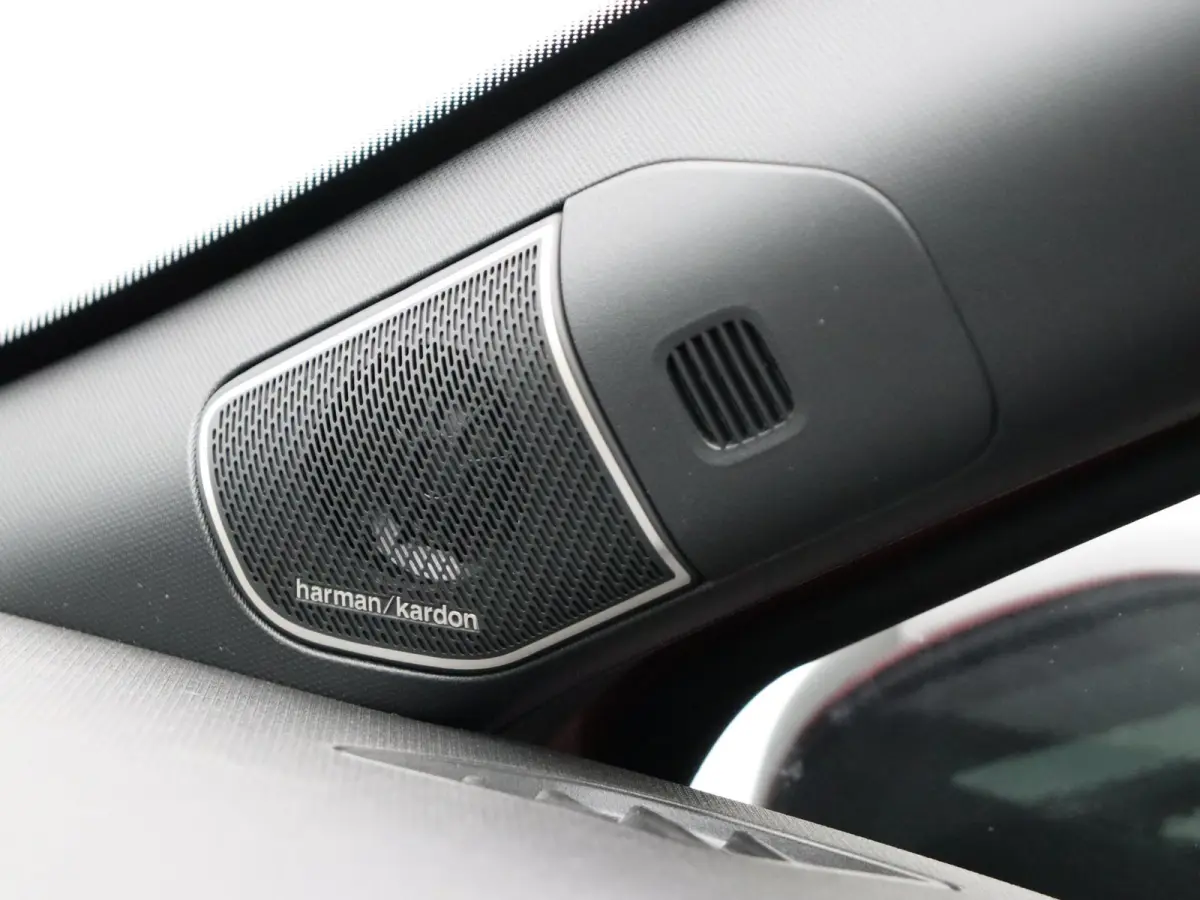 Hybrid 160pk esprit Alpine | Vijf jaar garantie | Stuurwielverwarming | 360 graden camera | Parkeersensoren rondom | Harman Kardon |