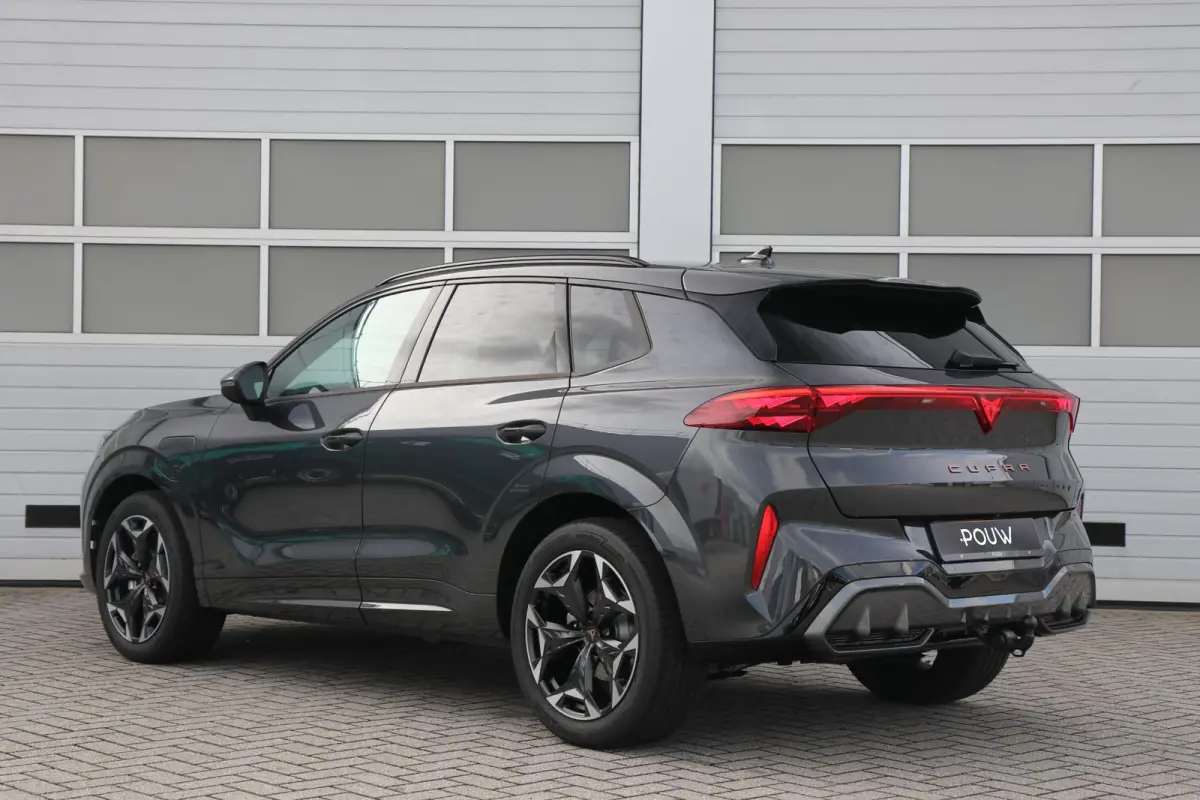 1.5 TSI 204pk e-Hybrid | Panoramadak | Trekhaak | Stoelverwarming | Full Link | Achteruitrijcamera