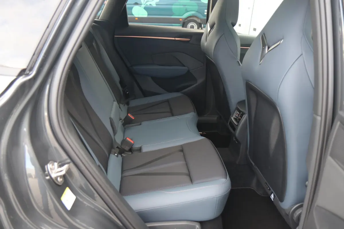 1.5 TSI 204pk e-Hybrid | Panoramadak | Trekhaak | Stoelverwarming | Full Link | Achteruitrijcamera