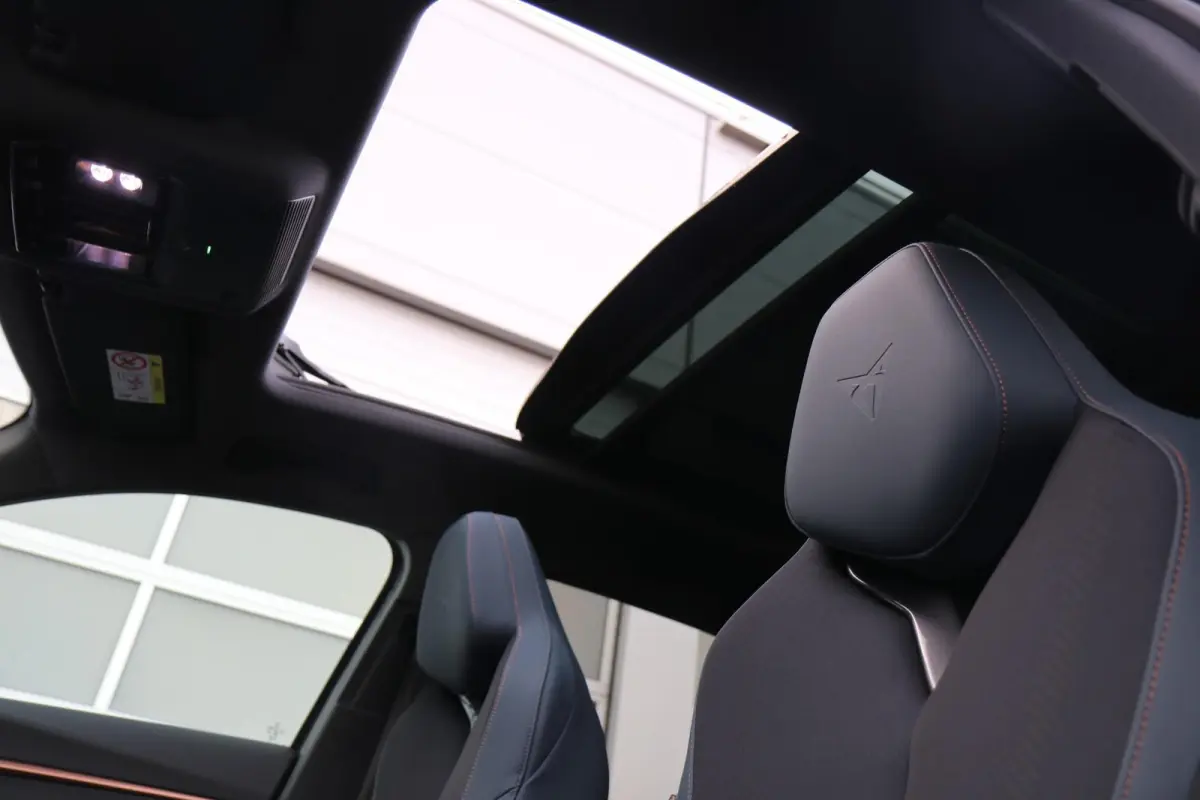 1.5 TSI 204pk e-Hybrid | Panoramadak | Trekhaak | Stoelverwarming | Full Link | Achteruitrijcamera