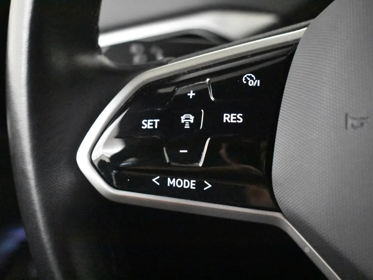 ID.5 Pro Performance 204PK. | Camera | Stoelverwarming l Dynamic Drive Control l SOH 94%| Cruise control adapt | Keyless | Navi | LED | DAB | App connect | 19"LMV