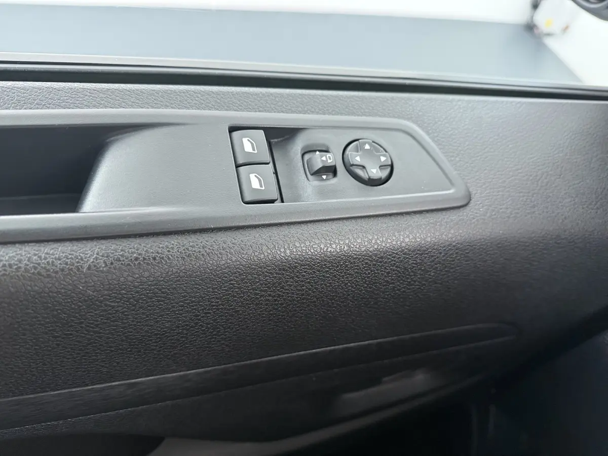 2.0 Diesel 145 L2 | Achteruitrijcamera | Apple Carplay/Android Auto|telefoonintegratie premium | Cruise control