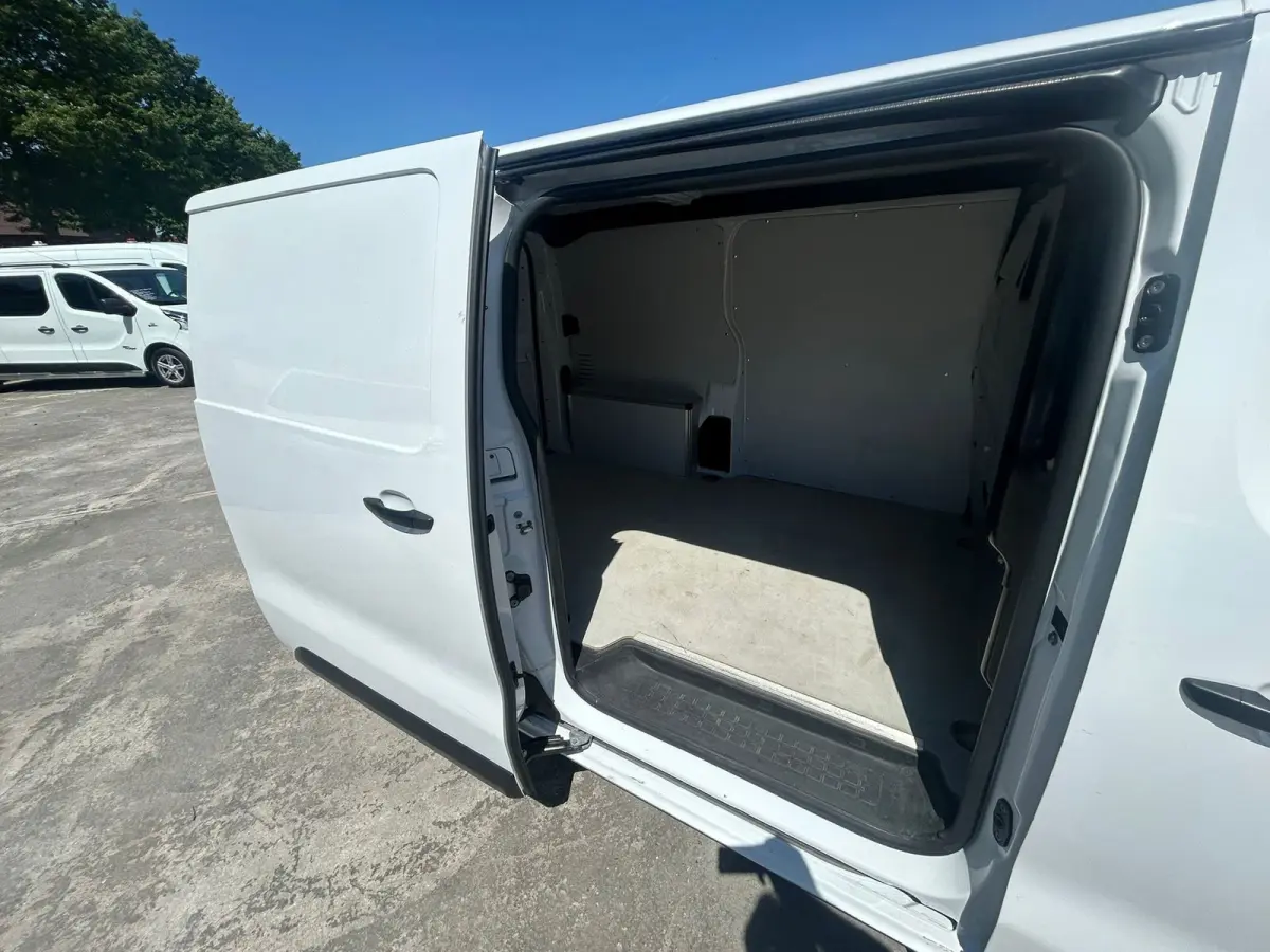1.5 Diesel 120 euro 6 airco 3 PERS
