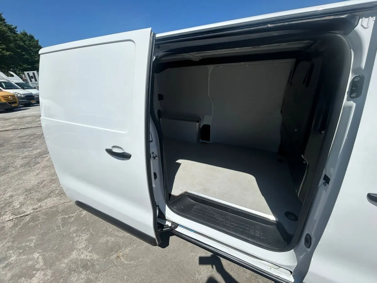 1.5 Diesel 120 euro 6 airco 3 PERS