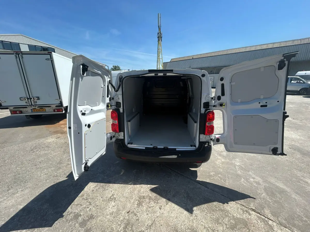 1.5 Diesel 120 euro 6 airco 3 PERS