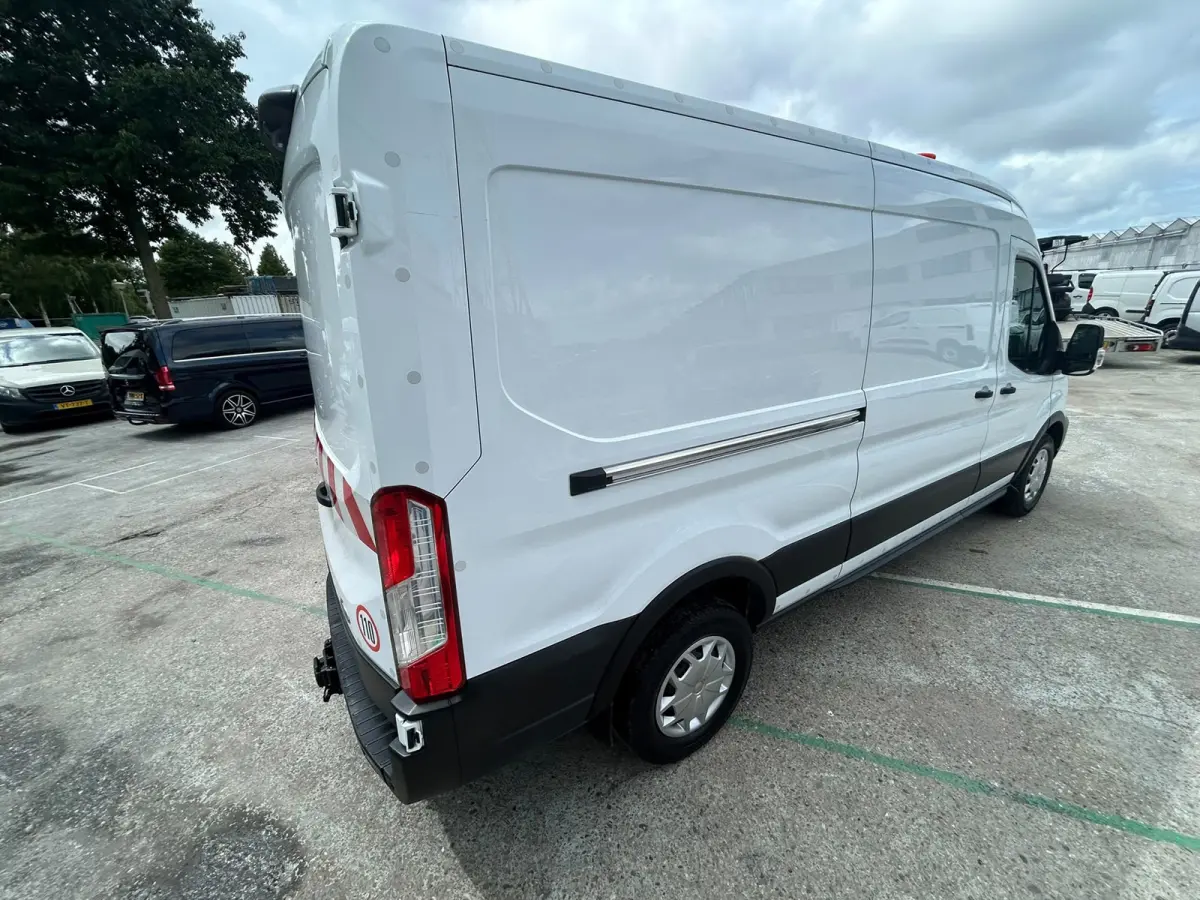 350 2.0 TDCI L3H2 Trend MHEV RWD 2800 kg trekhaak ( ex overheid )