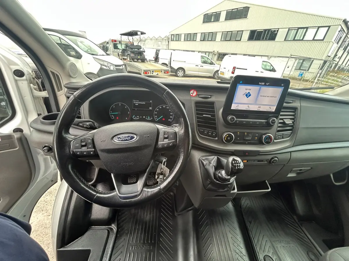 350 2.0 TDCI L3H2 Trend MHEV RWD 2800 kg trekhaak ( ex overheid )