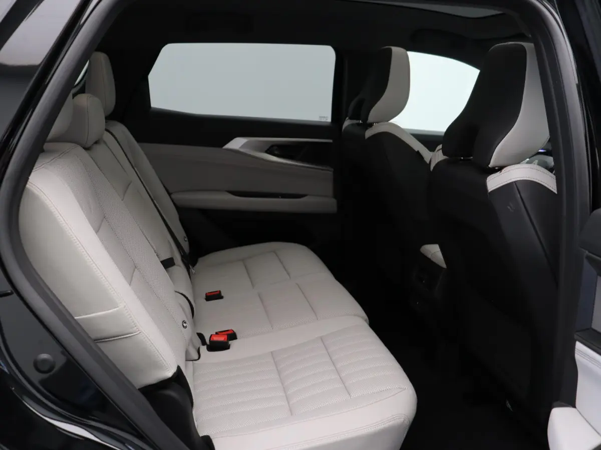 E-Tech full hybrid 200pk iconic 7p. | Vijf jaar garantie | Panoramisch dak | Harman Kardon |