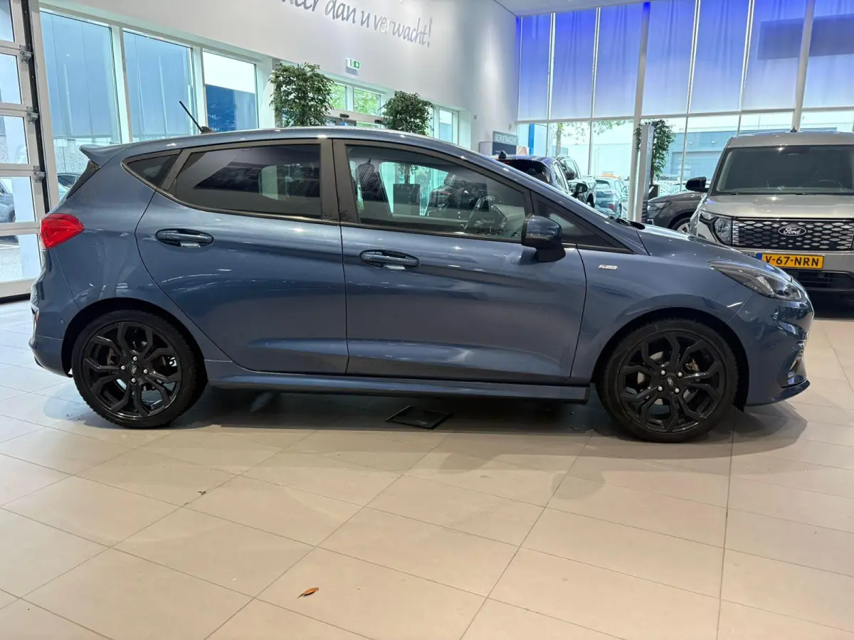 1.0 EcoBoost ST-Line ADAPTIVE CRUISE | DODEHOEK HERKENING | STOEL STUUR EN VOORRUIT VERWARMING | CAMERA | APPLE CARPLAY