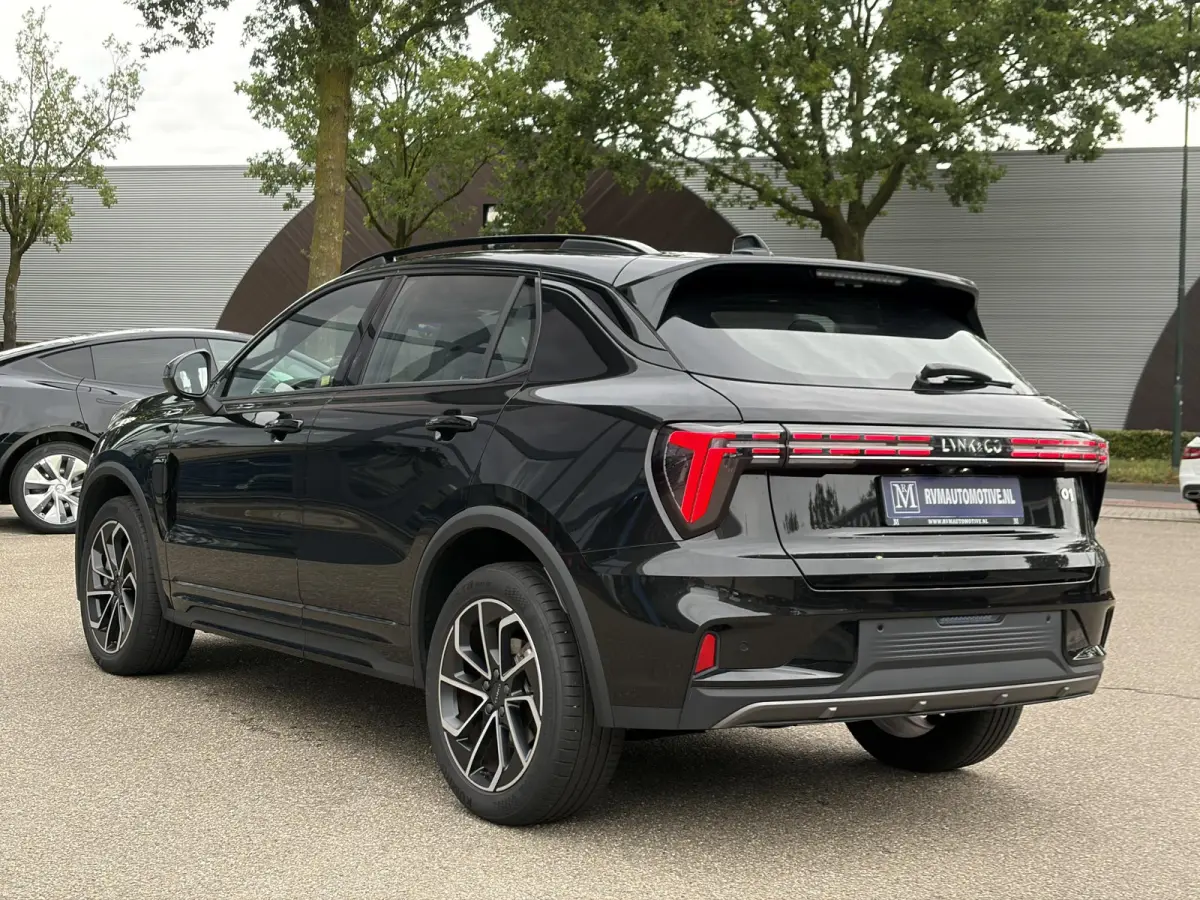 1.5 Core | NIEUW MODEL! | FABRIEKSGARANTIE T/M 2030! | CAMERA| STOELVERWARMING| APPLE CARPLAY| ADAPTIVE CRUISE CONTROL|